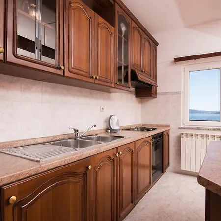 Josipa شقة تروغير